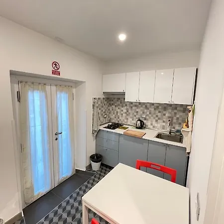 Smart Gold Elegant Style 아파트 베르가모