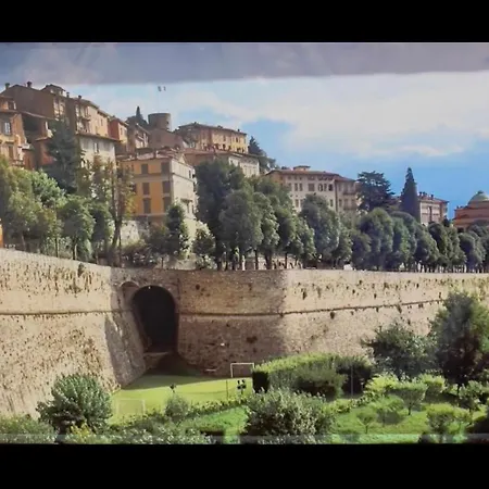 아파트 Smart Gold Elegant Style