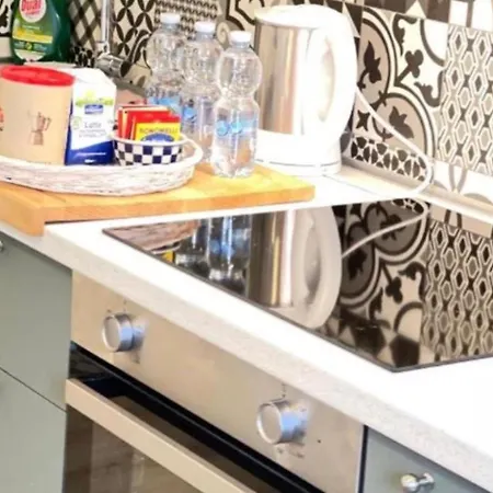 Smart Gold Apartment Central Elegant Style 公寓