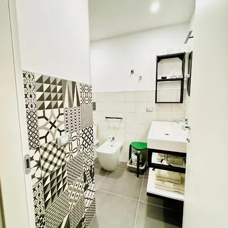 Smart-gold-central-apartment-elegant-style 公寓 *