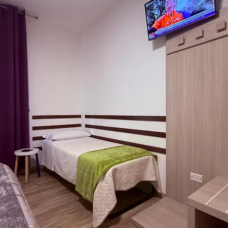 Smart-gold-central-apartment-elegant-style Appartement Bergame