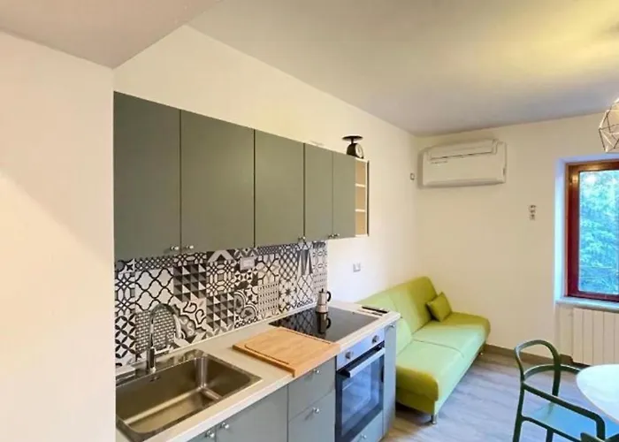 Smart Gold Elegant Style Daire